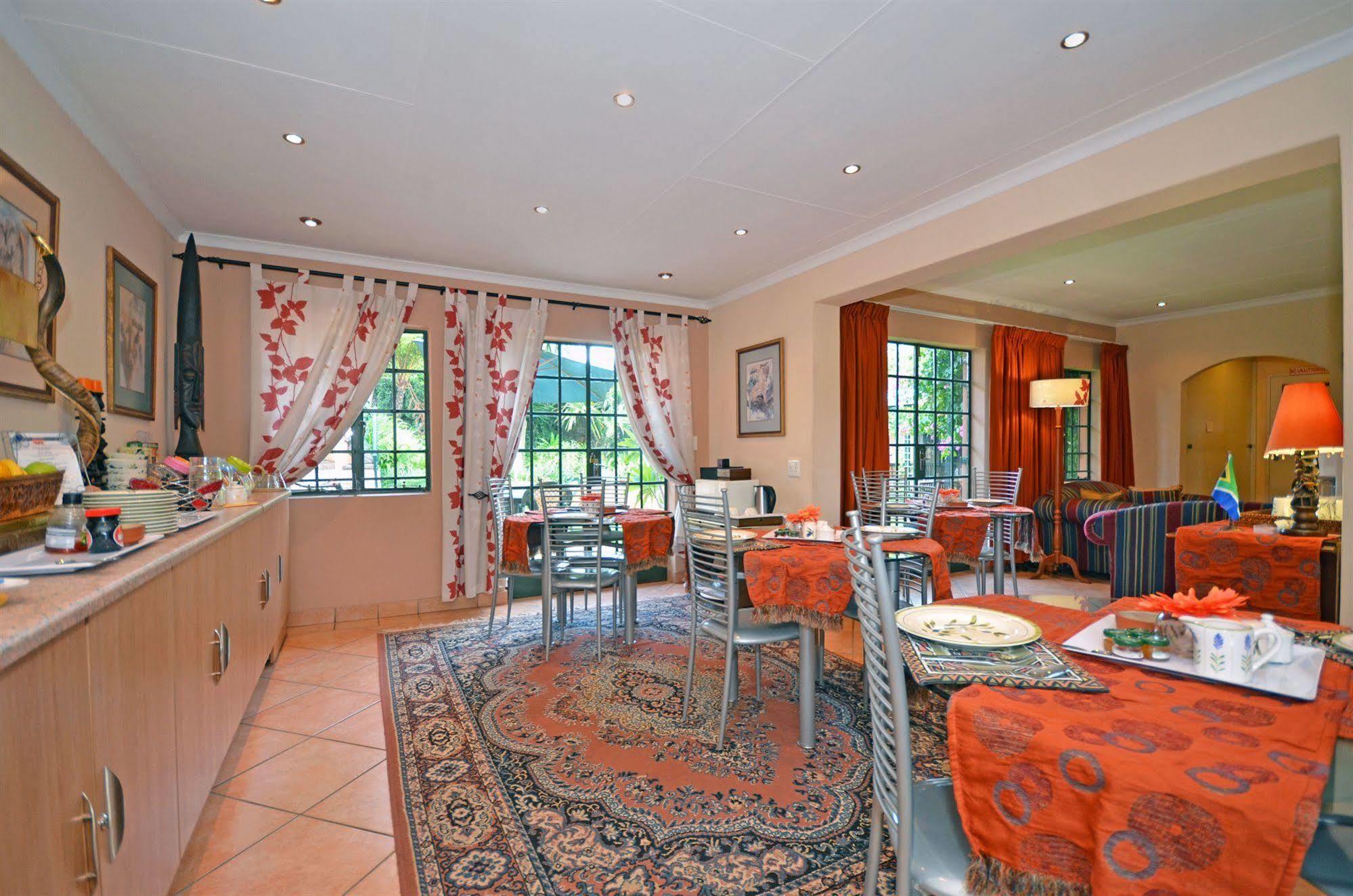 Cherry Tree Cottage B&B Linden Joanesburgo Exterior foto