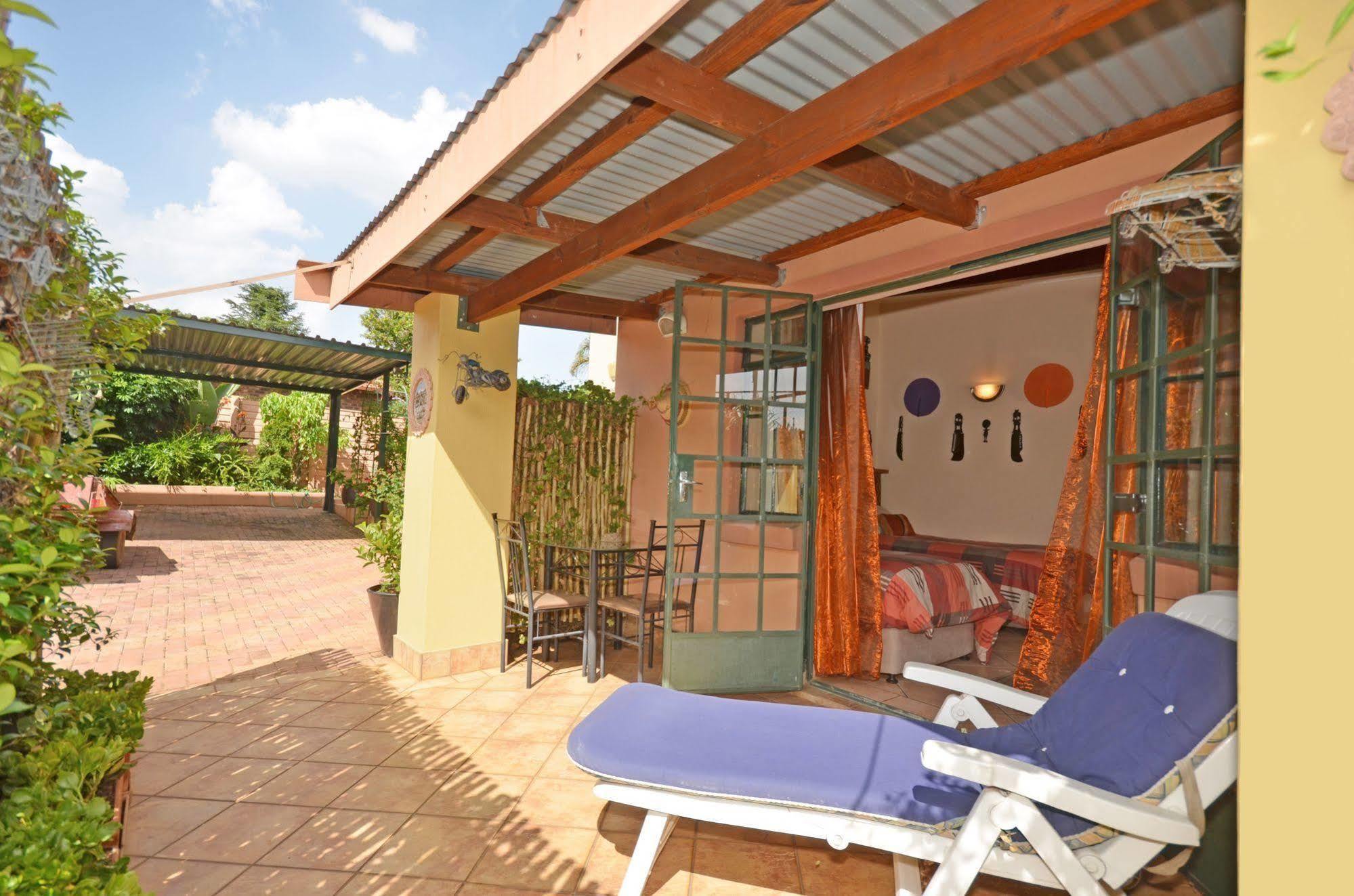 Cherry Tree Cottage B&B Linden Joanesburgo Exterior foto